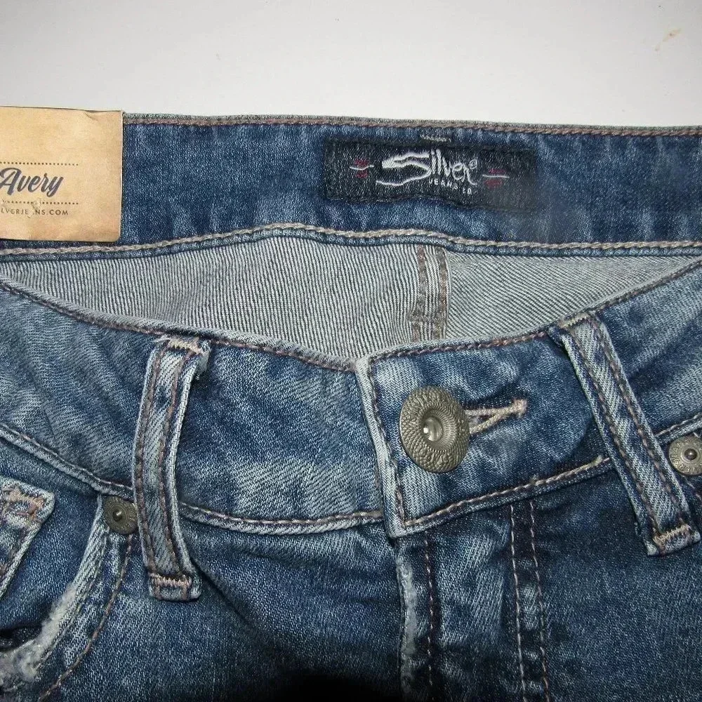 NWT SILVER Avery High-Rise Boot Jeans Size 25